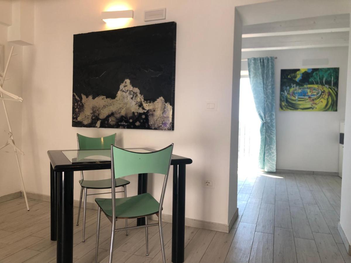 Un Capriccio - Ginepro Apartment Aieta ภายนอก รูปภาพ