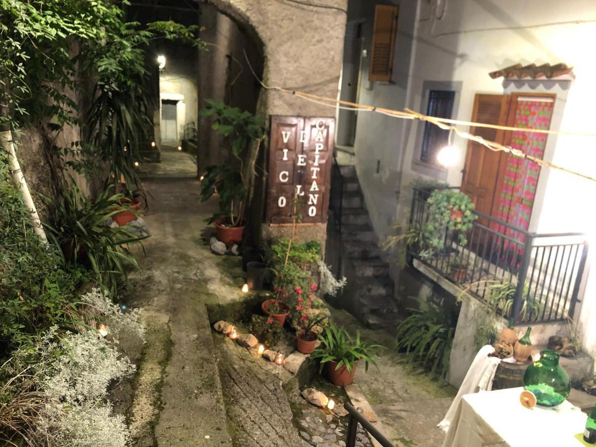 Un Capriccio - Ginepro Apartment Aieta ภายนอก รูปภาพ