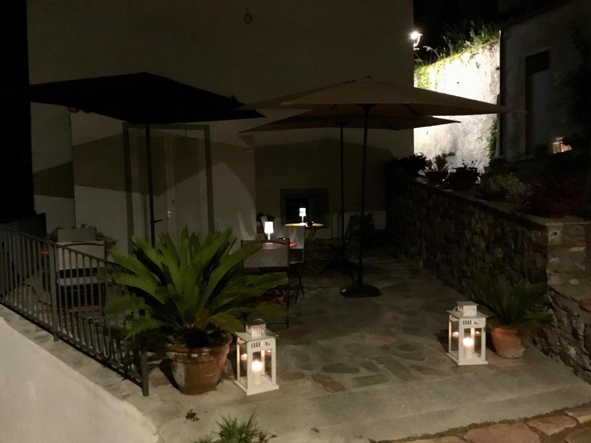 Un Capriccio - Ginepro Apartment Aieta ภายนอก รูปภาพ